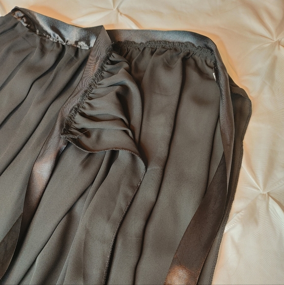 Black Tie Side Maxi Beach Sarong, Black O/S - Picture 12 of 13